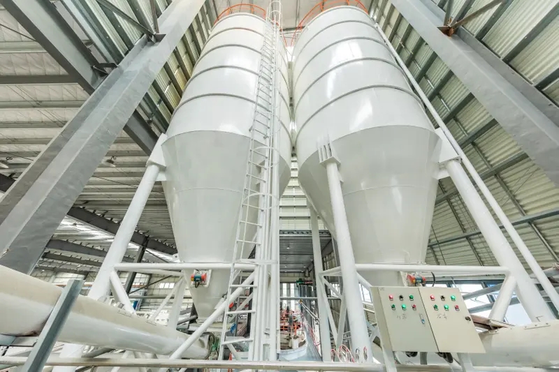 Silo bahan bubuk