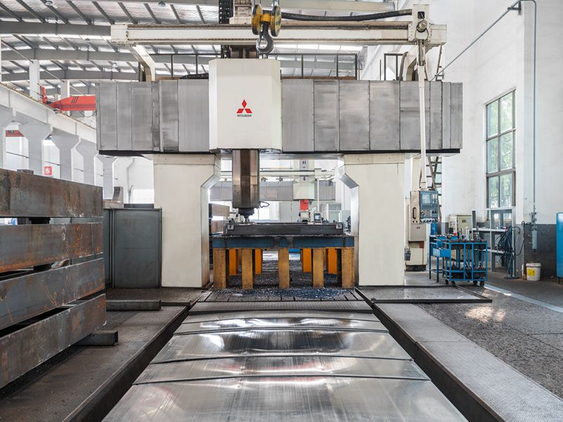 Pusat Pemesinan Gantry CNC