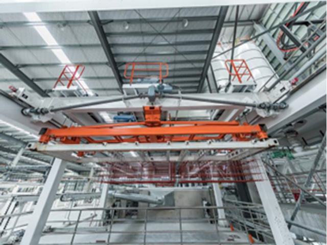 Memasukkan dan Menggambar Hoist